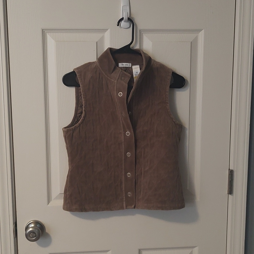 Liz & Co Quilted Valour Vest